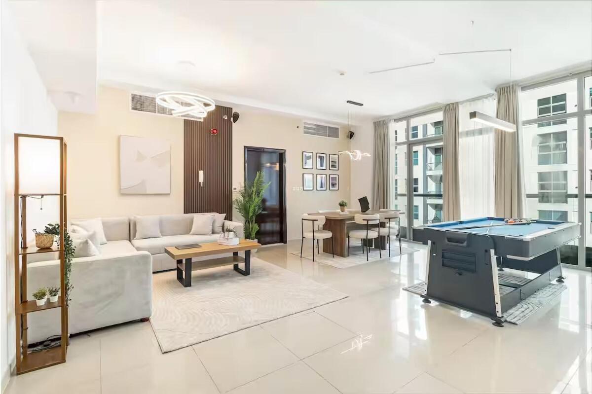 Luxury 4 Bhk Penthouse In Marina By Dpie Dec 2102 * Dubai